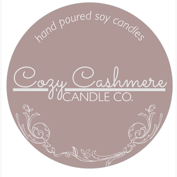 14oz Cotton & Candy Soy Hand Poured Wood Wick Candle - Picture 2 of 13